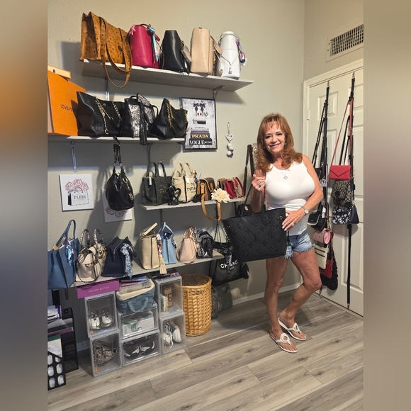 Share Show Fashion Is Our Passion Lets Go! 11:00 AM MST SU… - Picture 3 of 3